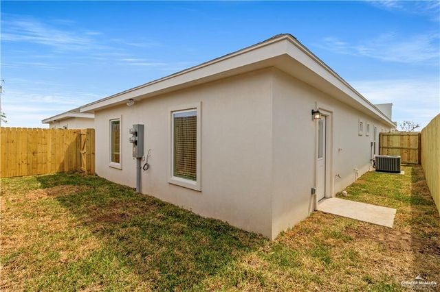 215 W Diamond Avenue, Mission, TX 78573