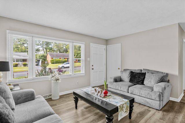 709 Parkside Drive, Lexington, KY 40505