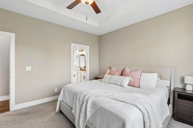 515 SE Alba Place, West Des Moines, IA 50265