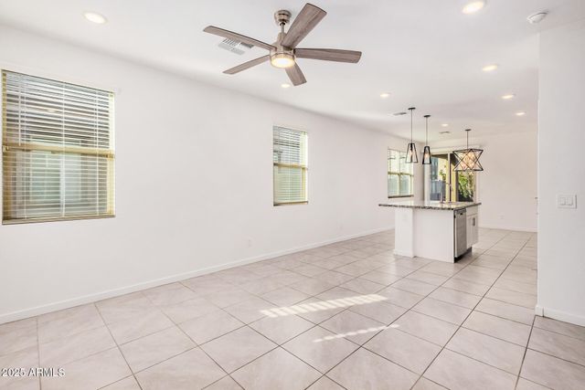 40354 W SUNLAND Drive, Maricopa, AZ 85138