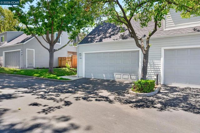 726 Buena Vista Pl, Walnut Creek, CA 94597