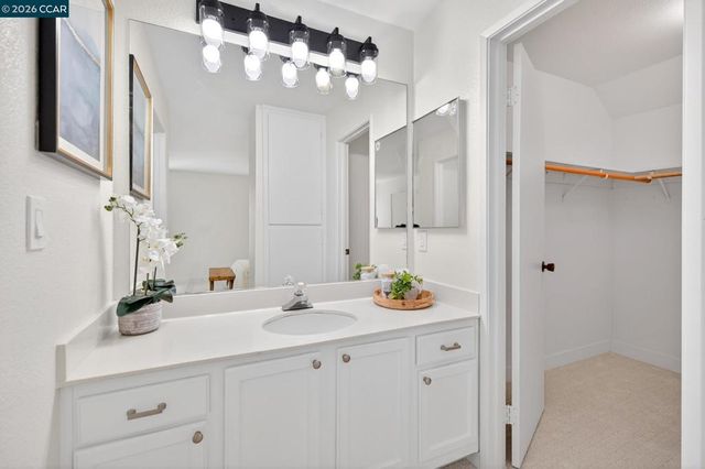 726 Buena Vista Pl, Walnut Creek, CA 94597