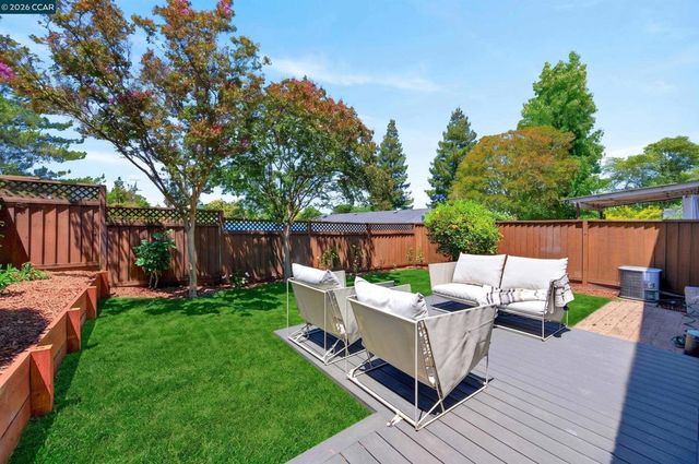 726 Buena Vista Pl, Walnut Creek, CA 94597