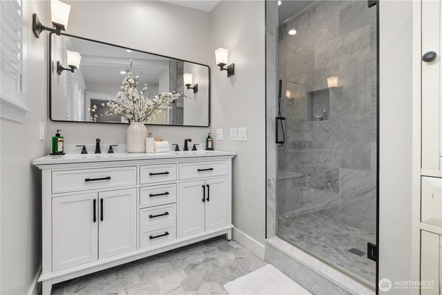 3227 103rd Place NE, Bellevue, WA 98004