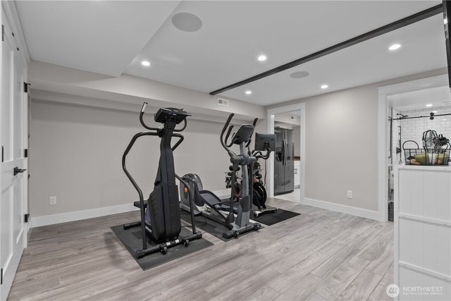 3227 103rd Place NE, Bellevue, WA 98004