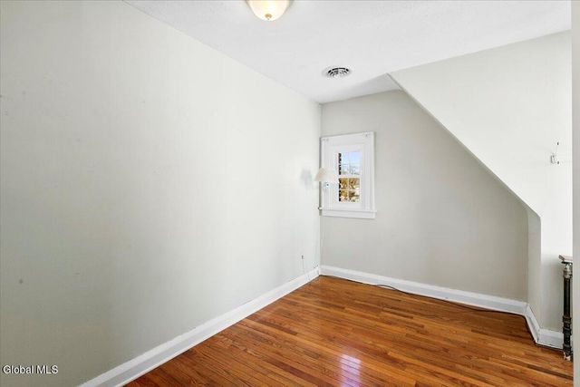 180 S Main Avenue, Albany, NY 12208