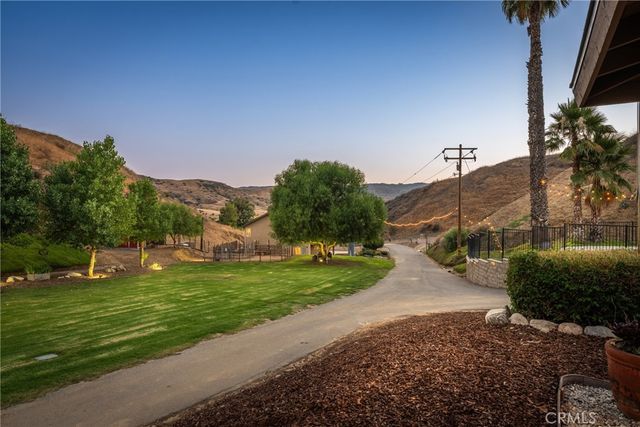 30300 Live Oak Canyon Road, Redlands, CA 92373