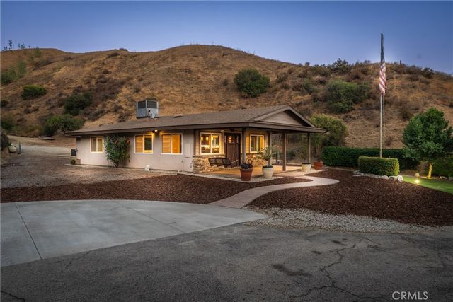 30300 Live Oak Canyon Road, Redlands, CA 92373
