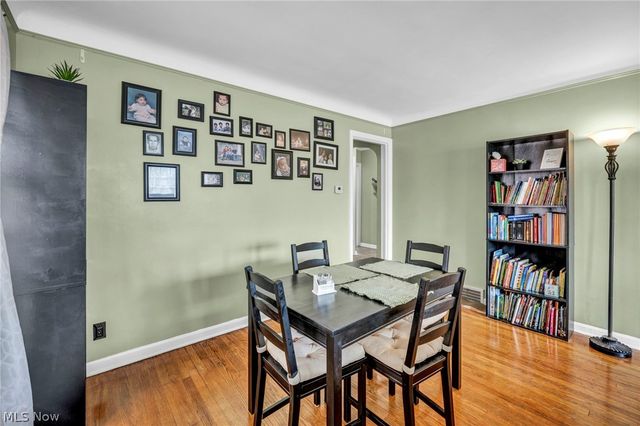 13570 Cedar Road, University Heights, OH 44118