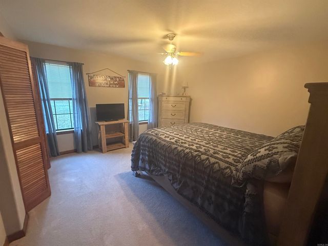 907 Pineknot Lane, Heber Springs, AR 72543