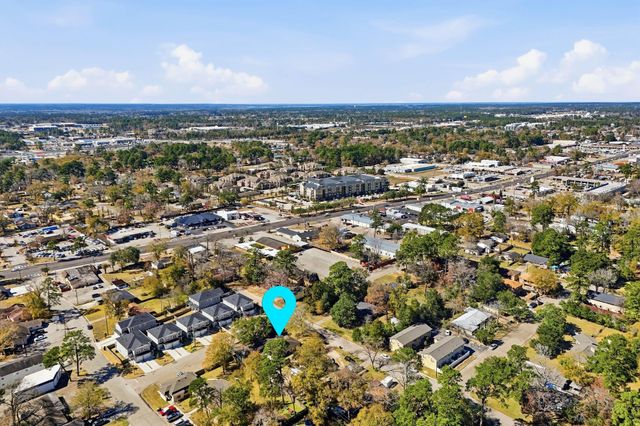 605 Hilliard Street, Conroe, TX 77301