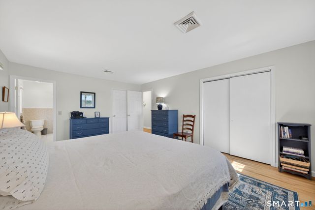 16 Apache Drive, Brookfield, CT 06804