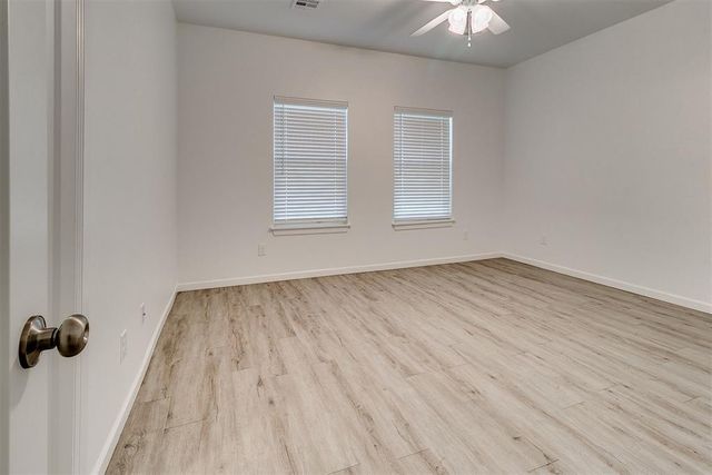 1425 E Park Place, Oklahoma City, OK 73117