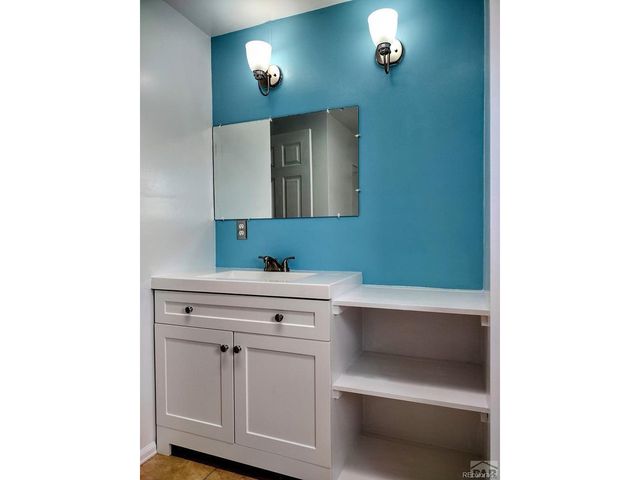 2853 Applewood Ct, Colorado City, CO 81019
