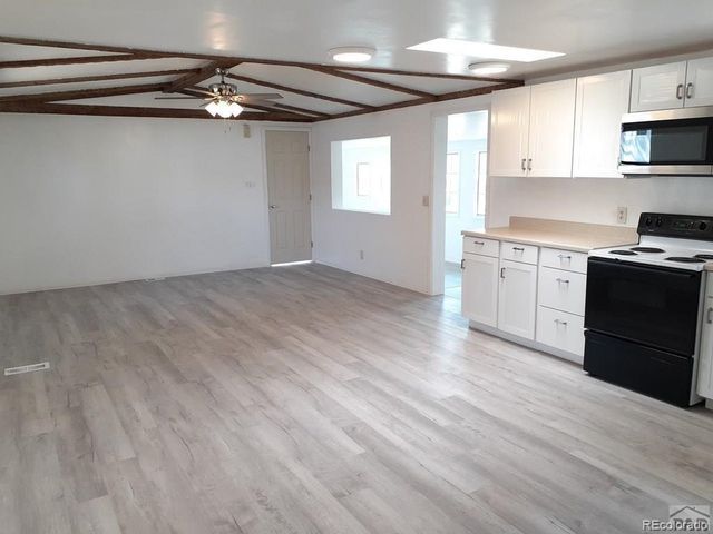 2853 Applewood Ct, Colorado City, CO 81019