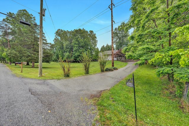 677 Deerfield RD, Troutville, VA 24175