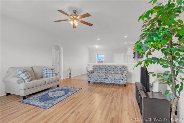 3740 S 150th East Avenue, Tulsa, OK 74134