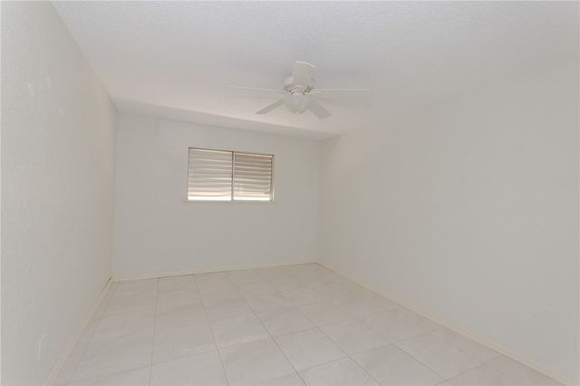 1705 Mermaid Dr, Corpus Christi, TX 78412