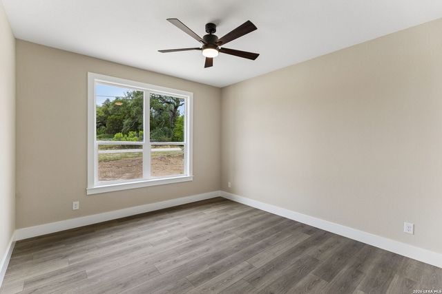 2045 Desiree St, Canyon Lake, TX 78133