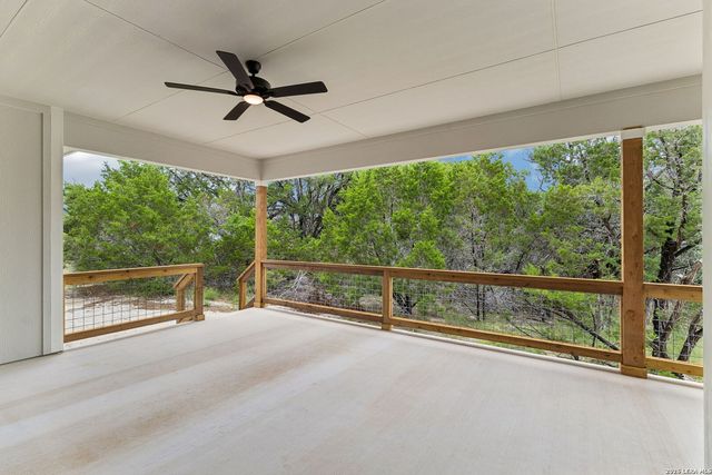 2045 Desiree St, Canyon Lake, TX 78133