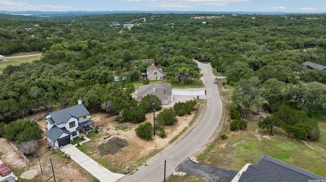 2045 Desiree St, Canyon Lake, TX 78133