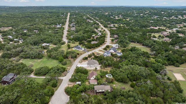 2045 Desiree St, Canyon Lake, TX 78133