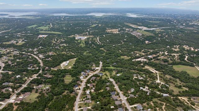 2045 Desiree St, Canyon Lake, TX 78133