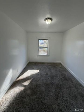 147 Chambers Road, Riverview, MO 63137