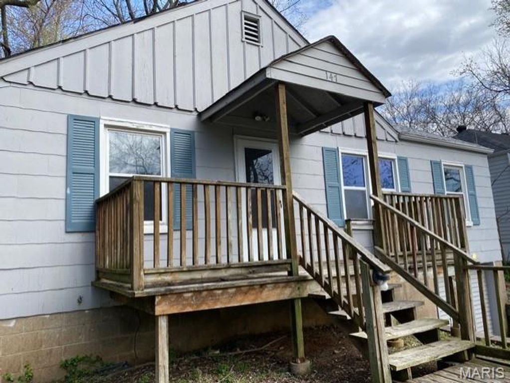 147 Chambers Road, Riverview, MO 63137