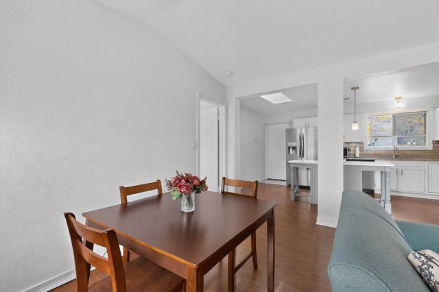 1370 Golden Eye Loop NE, Rio Rancho, NM 87144