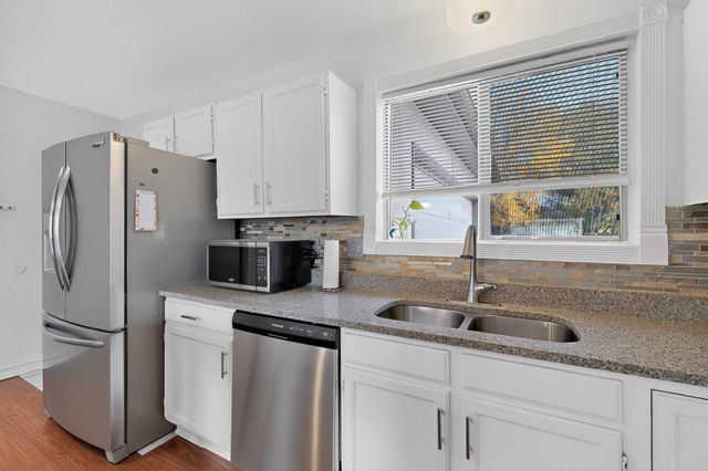 1370 Golden Eye Loop NE, Rio Rancho, NM 87144