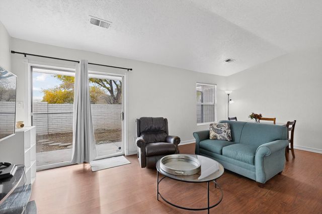 1370 Golden Eye Loop NE, Rio Rancho, NM 87144