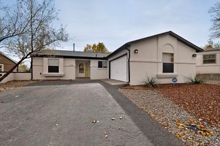 1370 Golden Eye Loop NE, Rio Rancho, NM 87144