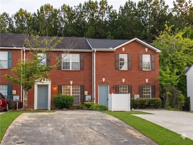 5737 Strathmoor Manor Circle, Lithonia, GA 30058