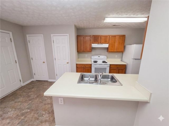 5737 Strathmoor Manor Circle, Lithonia, GA 30058