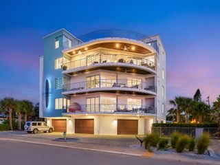 1140 SEASIDE DRIVE 301 & Penthouse, Siesta Key, FL 34242