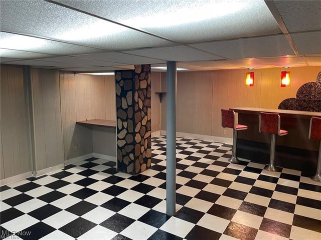 2224 Coral Sea Drive, Youngstown, OH 44511