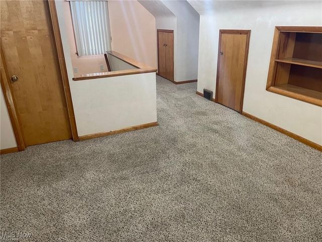 2224 Coral Sea Drive, Youngstown, OH 44511