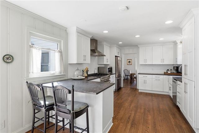 424 Cascade Drive NW, Marietta, GA 30064