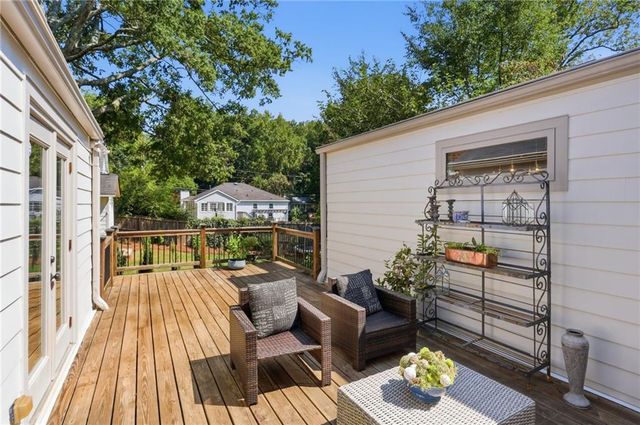 424 Cascade Drive NW, Marietta, GA 30064