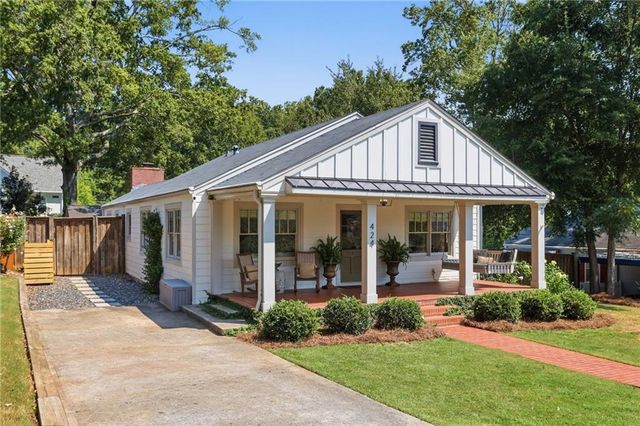 424 Cascade Drive NW, Marietta, GA 30064