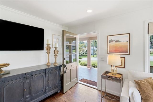 424 Cascade Drive NW, Marietta, GA 30064