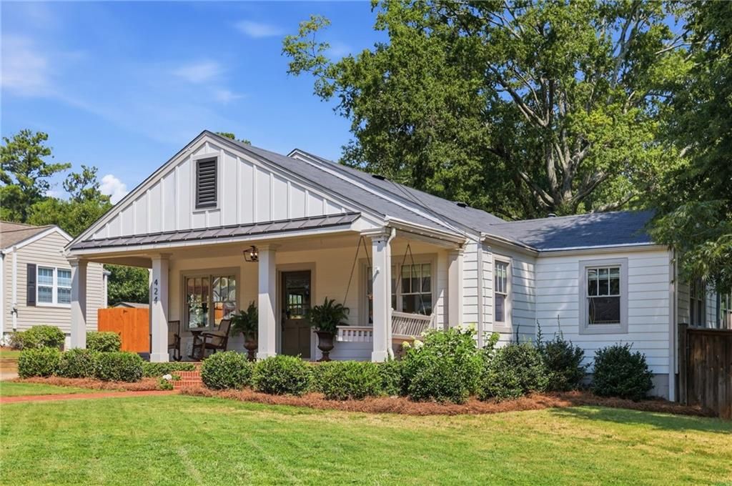 424 Cascade Drive NW, Marietta, GA 30064