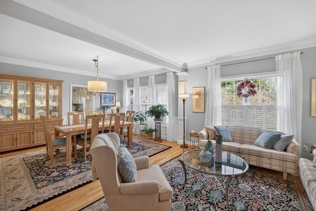 36 Champlain Circle, Plymouth, MA 02360