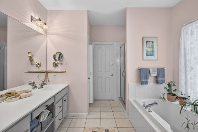 36 Champlain Circle, Plymouth, MA 02360