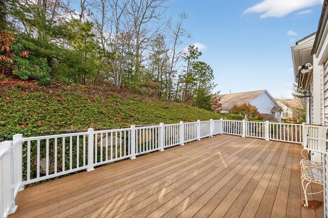 36 Champlain Circle, Plymouth, MA 02360