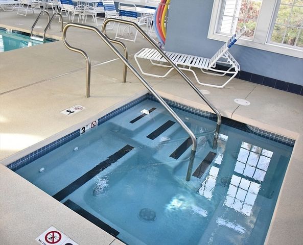 36 Champlain Circle, Plymouth, MA 02360