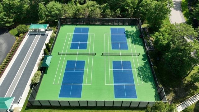 36 Champlain Circle, Plymouth, MA 02360