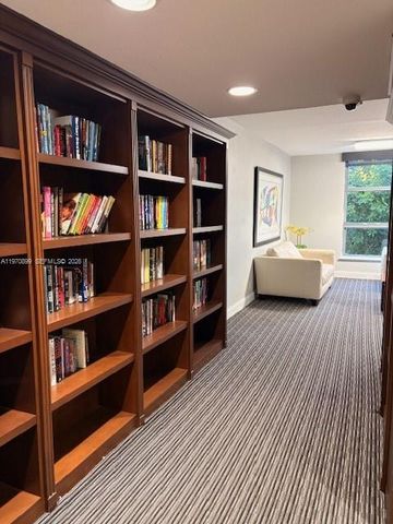 3500 Mystic Pointe Dr 302, Aventura, FL 33180