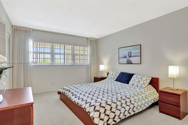 3091 N Course Dr 502, Pompano Beach, FL 33069